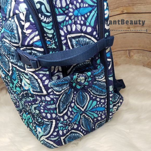 Vera Bradley Essential Expandable LG Quilted Blue Island Medallion Backpack New - Picture 9 of 13